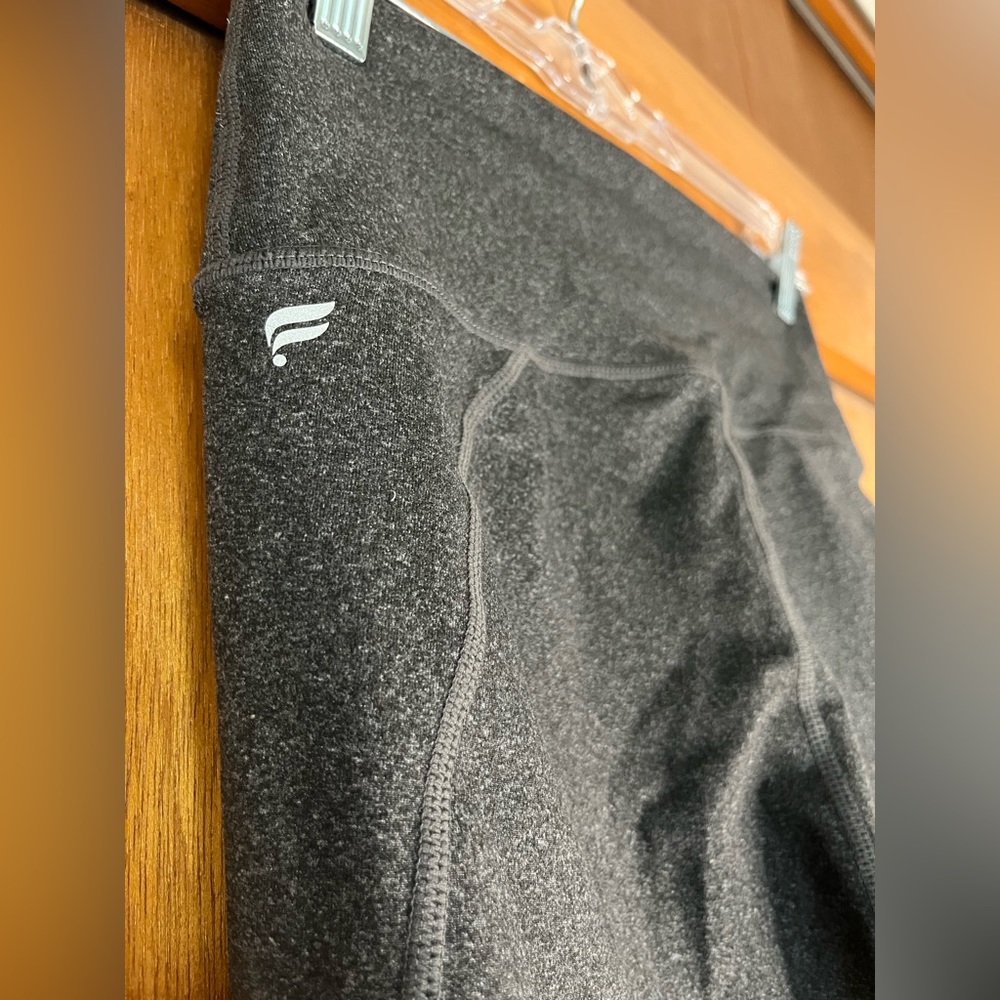 Fabletics PowerHold Leggings - Charcoal Gray